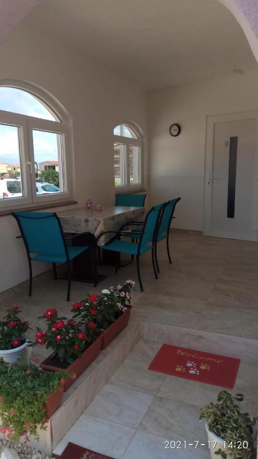 Apartmani Fran Vir Exteriör bild