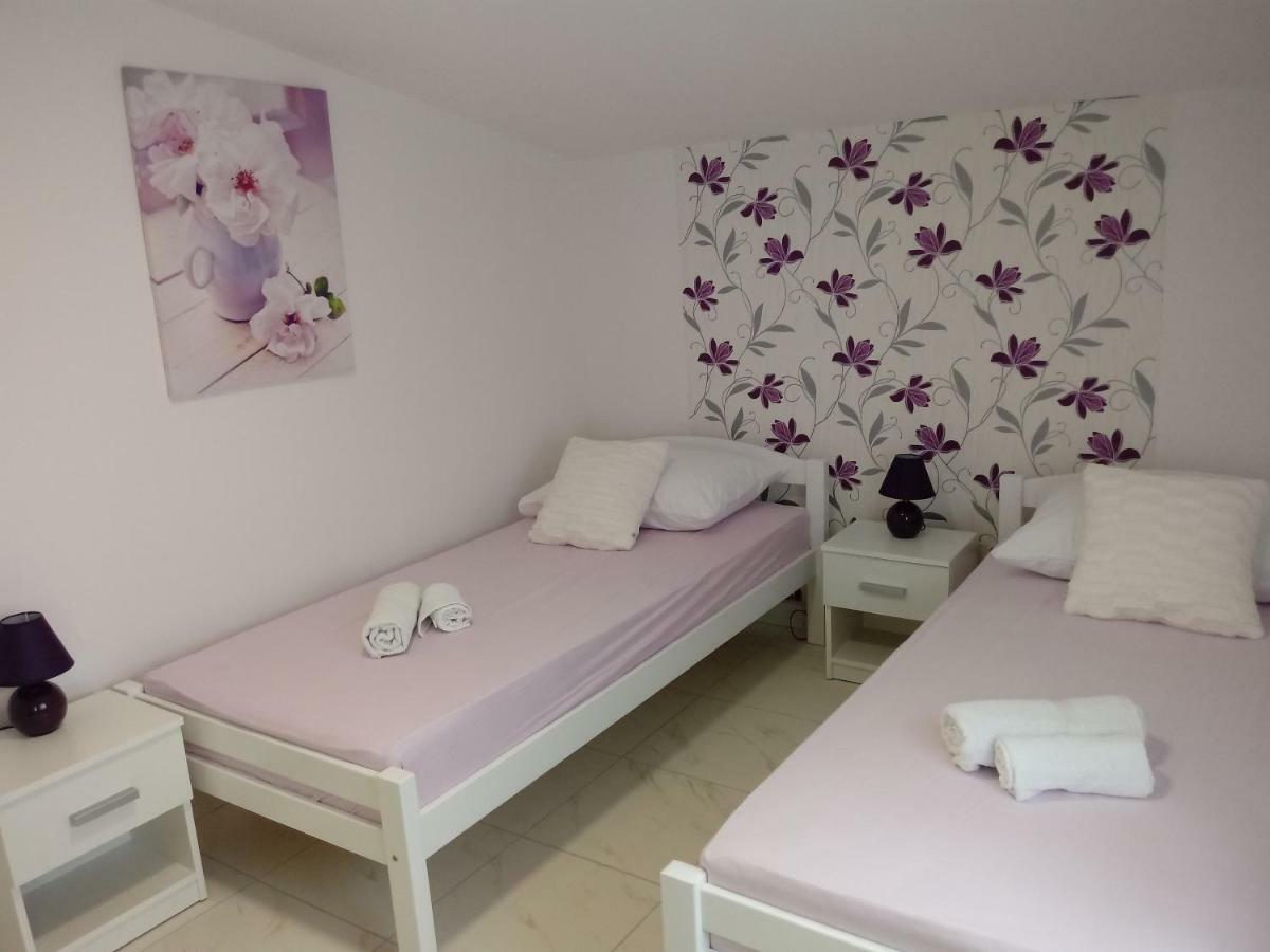 Apartmani Fran Vir Exteriör bild